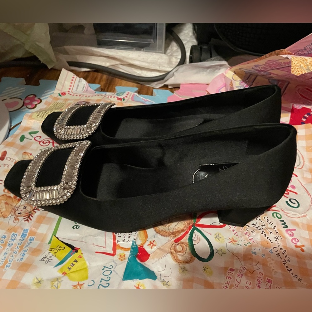 Roger Vivier classic pumps